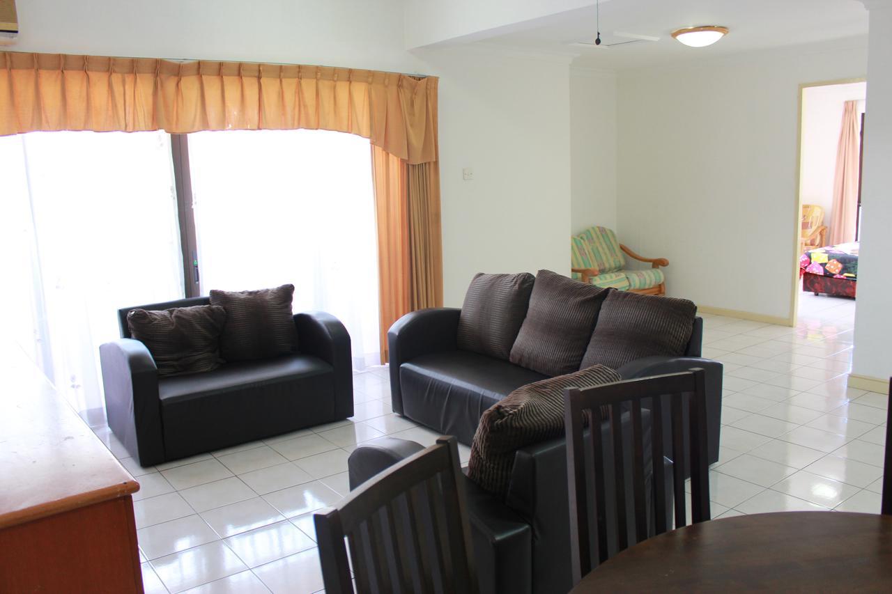 Вилла Marina Court, Kota Kinabalu, Sabah Экстерьер фото