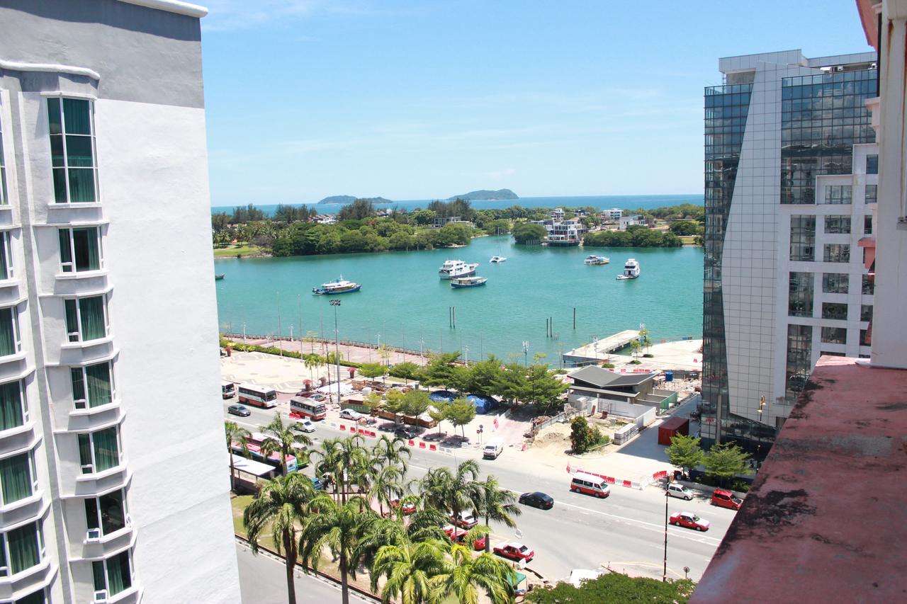 Вилла Marina Court, Kota Kinabalu, Sabah Экстерьер фото